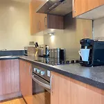 City Centre Apartment-Chinatown